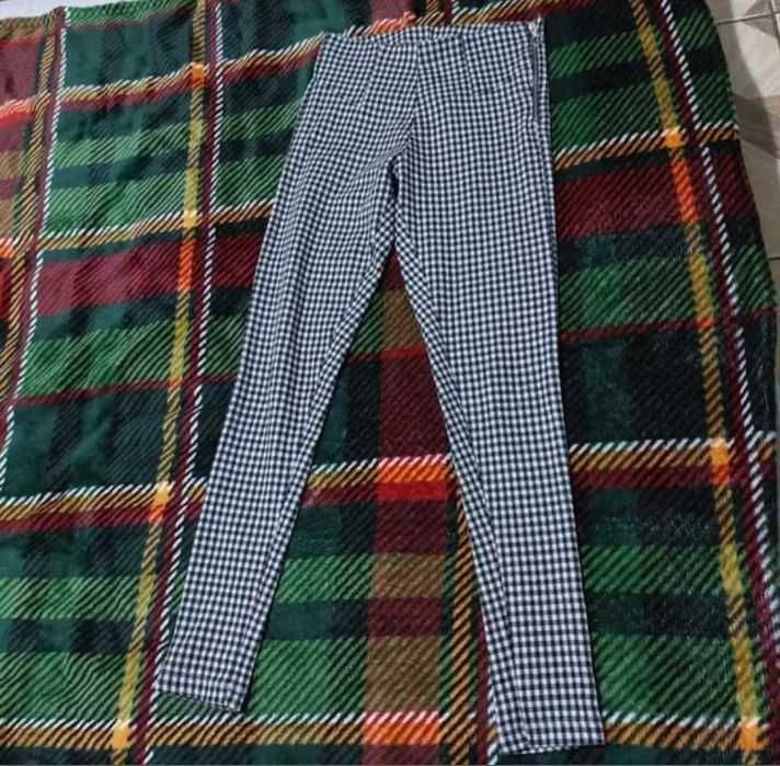 Pantalon  Kiabi  in carouri  XXS/XS