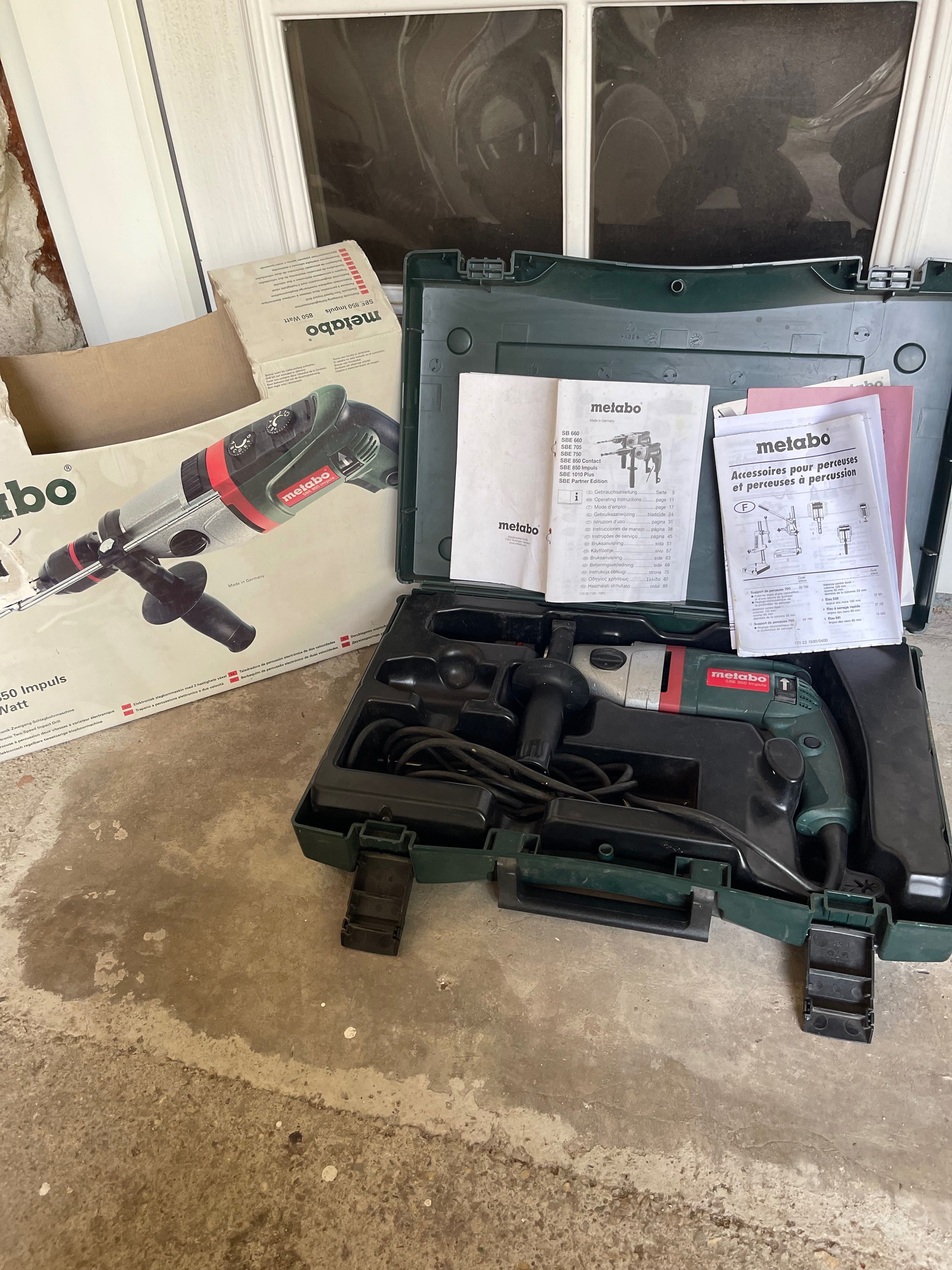 Vând bormasina forta / foraje cu reductor
METABO SBE IMPULS 850 Watt!!