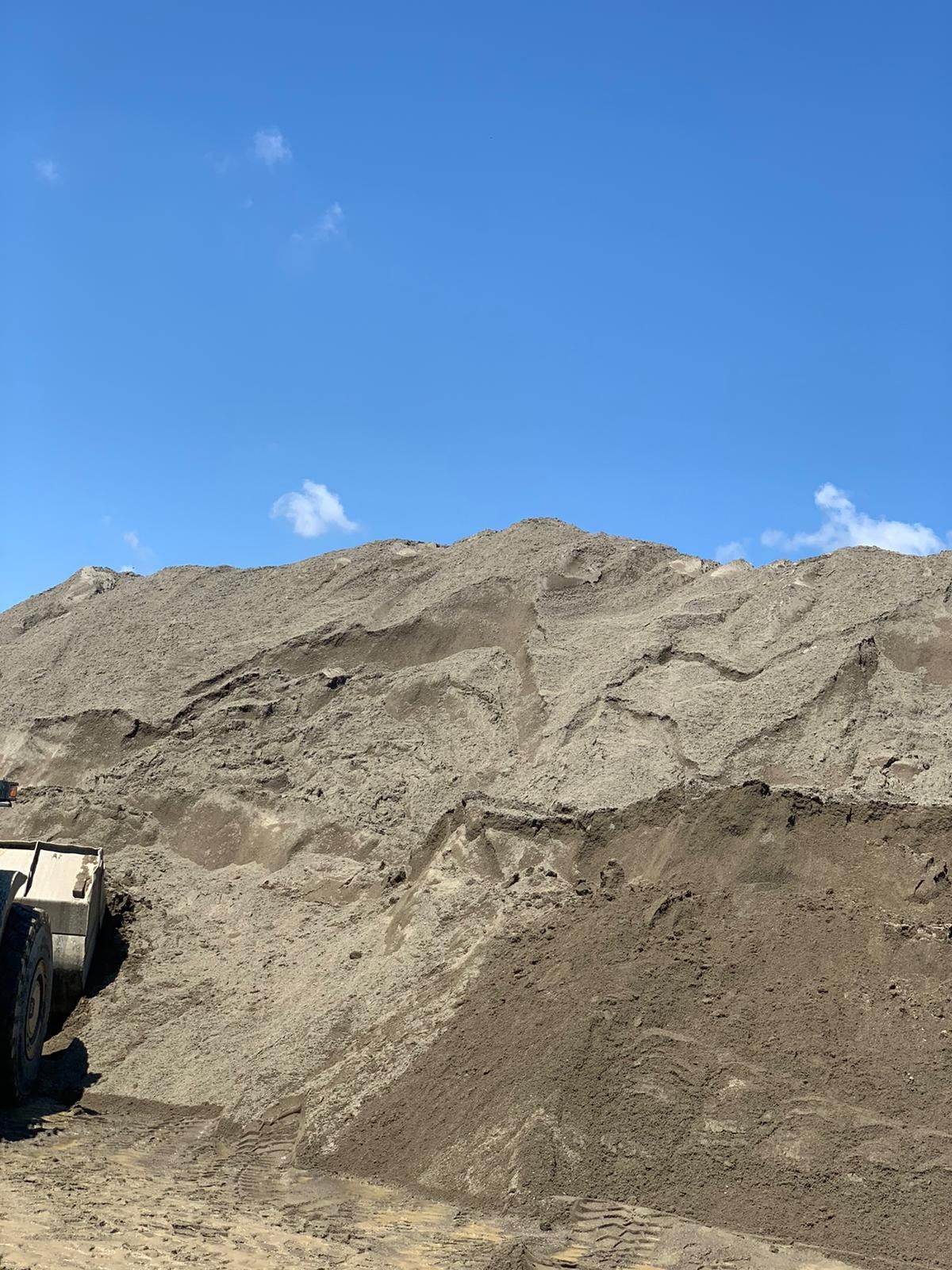 Transport nisip pietriș piatra pământ moloz materiale de constructii