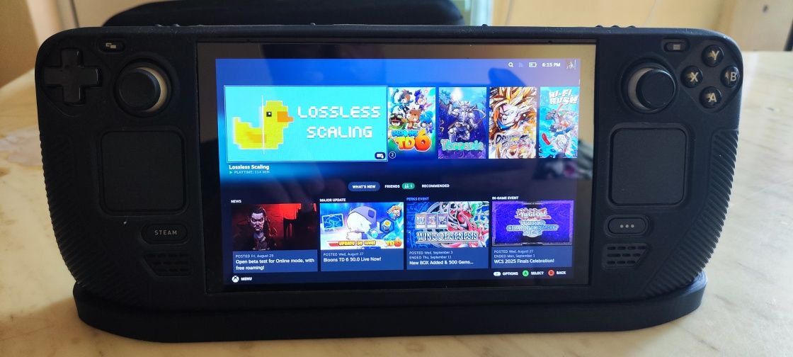 Steam Deck 256 GB със стенд предлага се с  Windows  или Steam OS