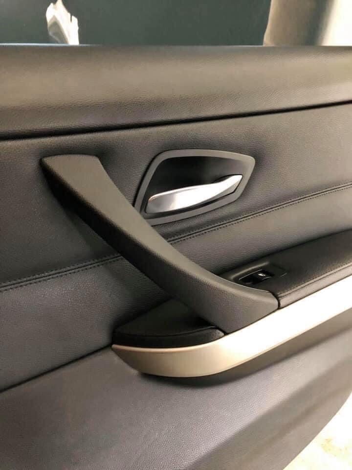 КОМПЛЕКТ Дръжка вътрешна външна интериорна врата БМВ BMW E90 Е91 Е92