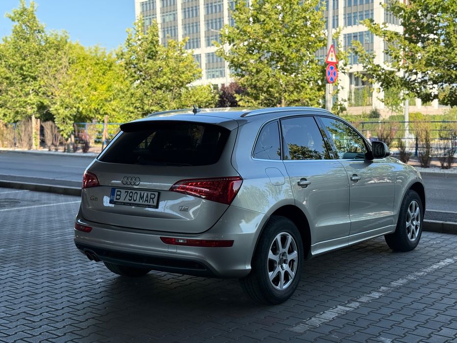 Audi Q5 2.0TDI  Quattro 2012 Auto S-Line Pilot Navi Bluetooth Xenon