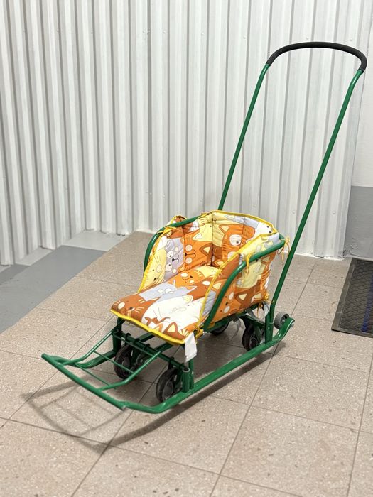 Санки детские с матрасом новым