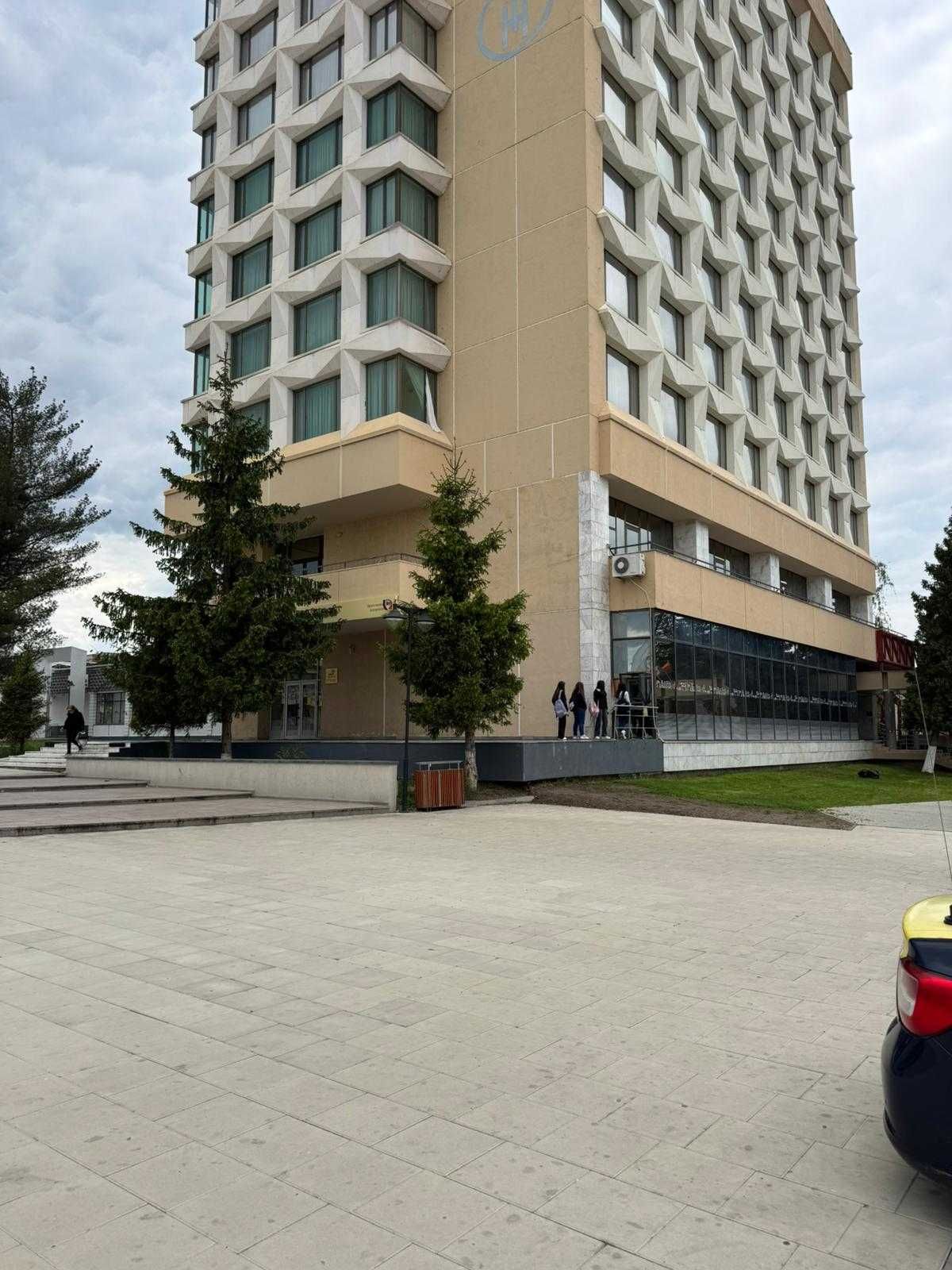 De Închiriat Spațiu Comercial Ultracentral 295 mp Onești
