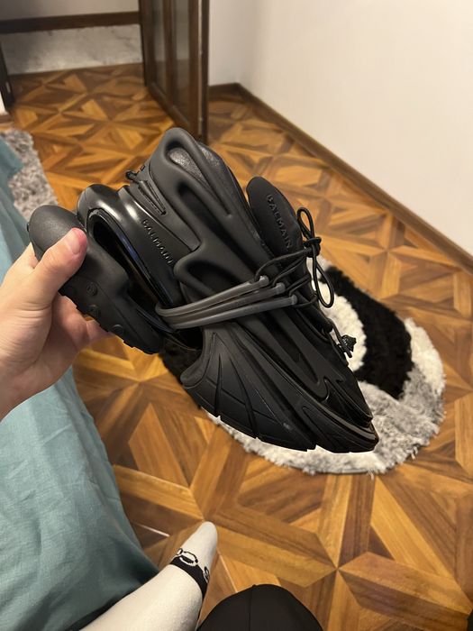 Balmain unicorn defecti