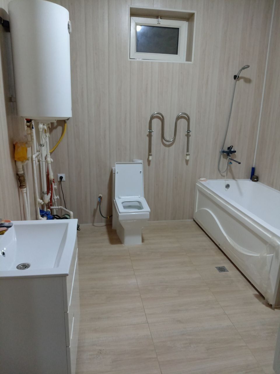 Bardankol 4 sotix hovli uy