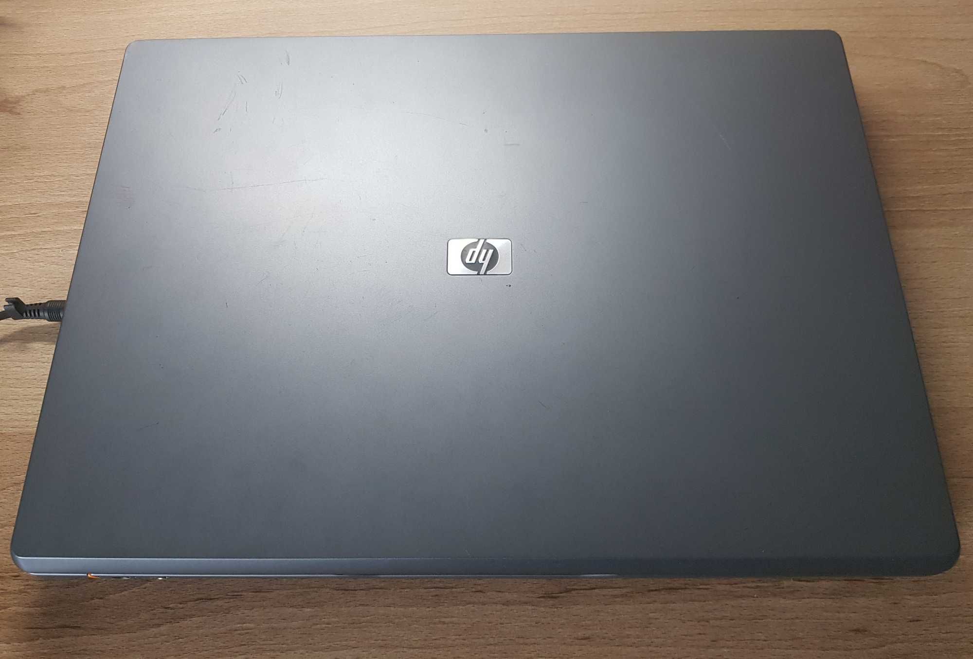 Laptop HP 530 - functional