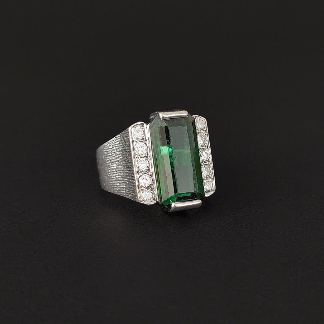inel masiv cu turmalina si diamante, aur 14k, certif.