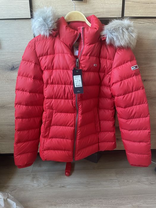 Дамско яке Tommy Jeans размер S ново с етикет