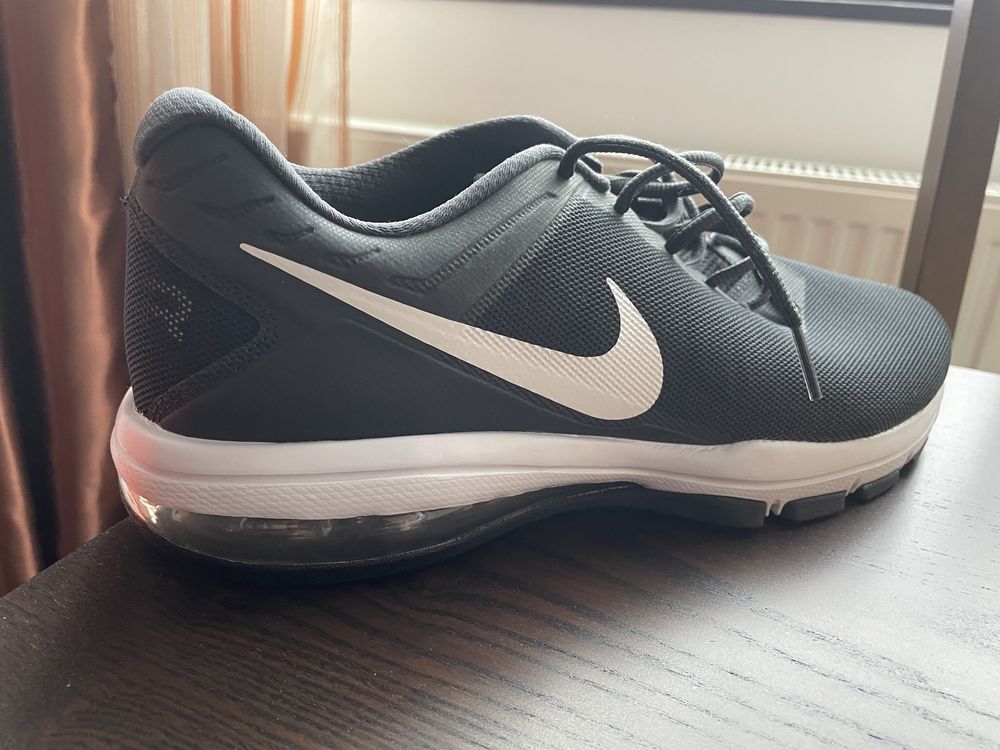Pantofi sport/adidasi Nike Air Max Full Ride Negru 45