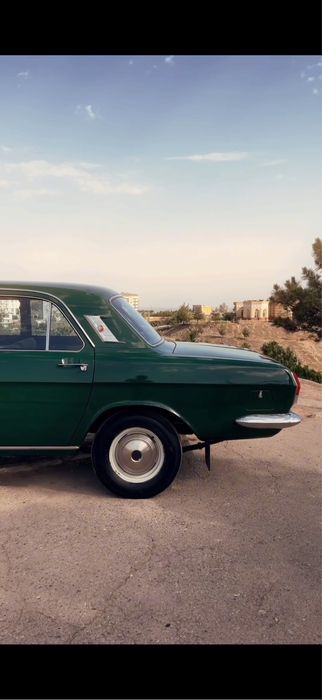 Волга газ 2401 идеал холатда пробег 39400 км , завод холатида.