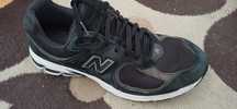 New Balance 2002R