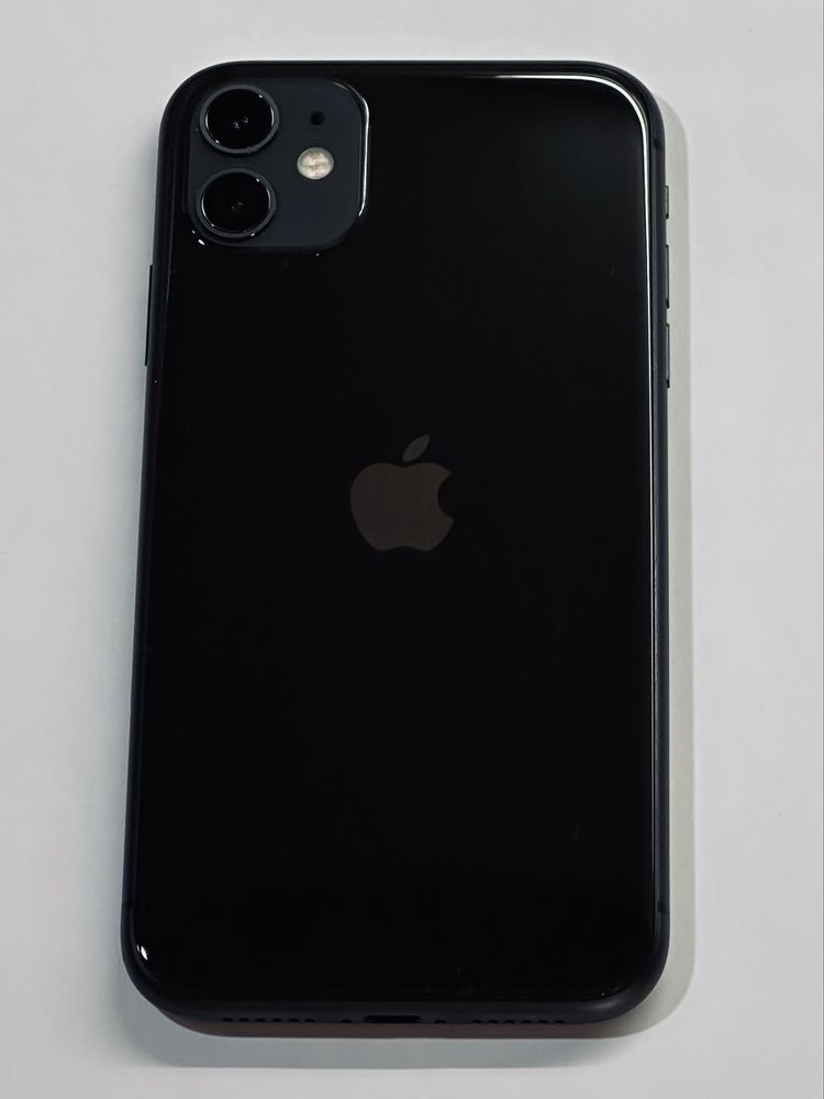 iPhone 11 Black 128GB 92% battery