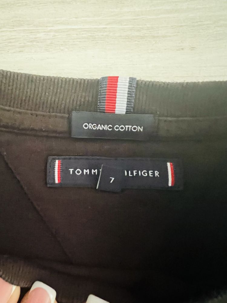 Tricou tommy hilfiger 7 ani/ 122 cm