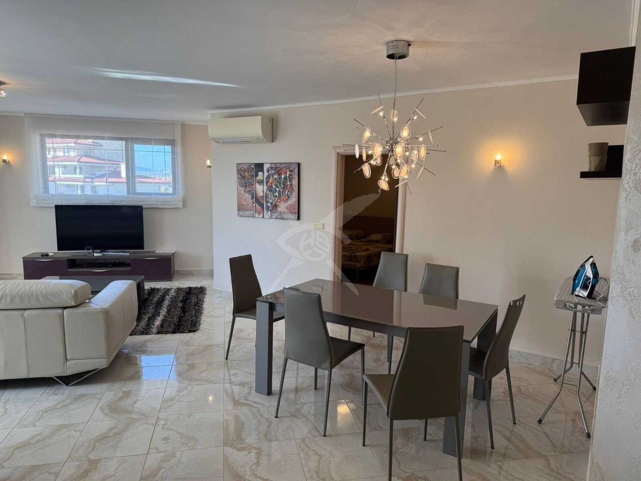 Продава се Многостаен апартамент в Несебър - 270 кв.м за 1556 €/кв.м - Снимка #2