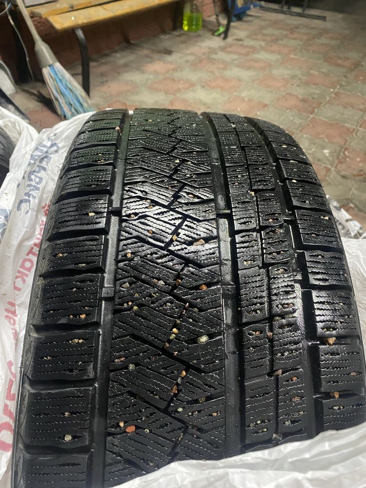 Продам зимнюю резину R19 зимняя