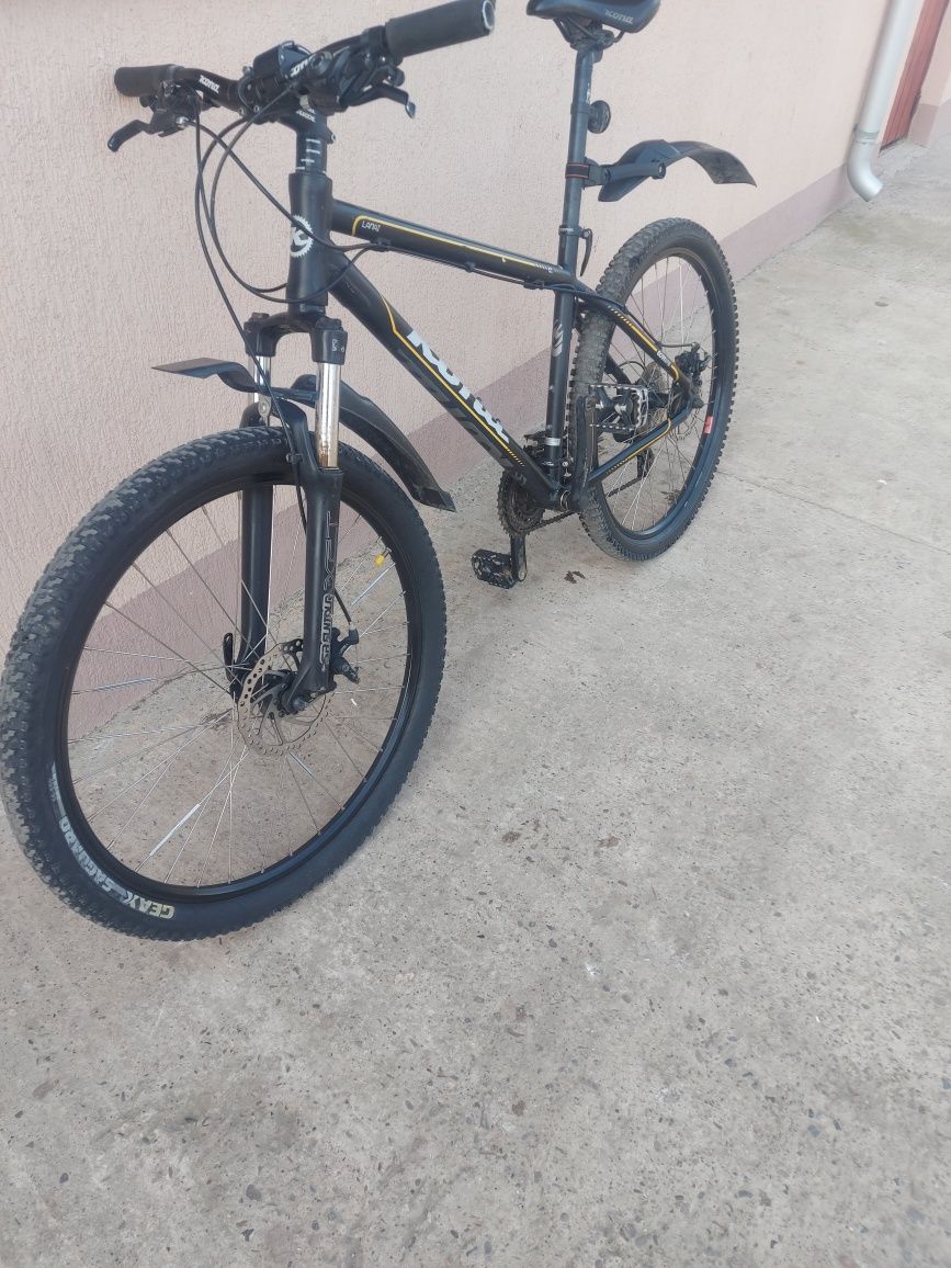 Vând bicicleta bună. Detalii la numărul de telefon