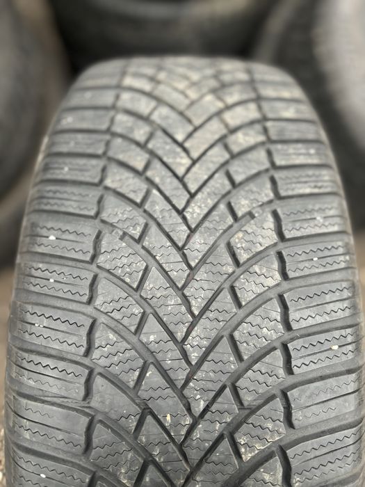 235/50/19Bridgestone 4бр 20-23