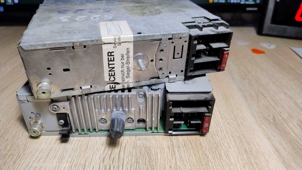 Продавам радио за кола