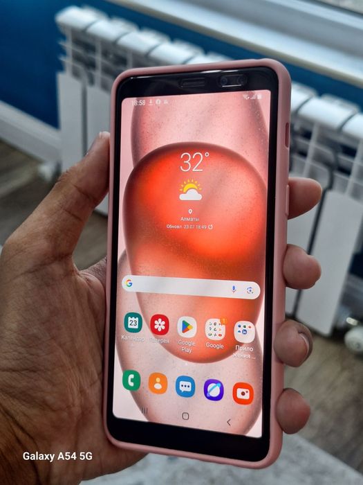 Идеал Samsung A8 32ГБ