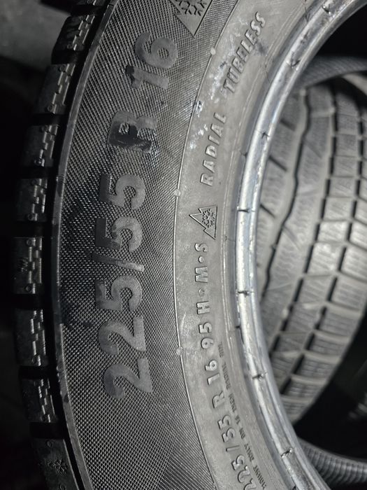 Anvelope 225/55 R16 CONTINENTAL de iarna