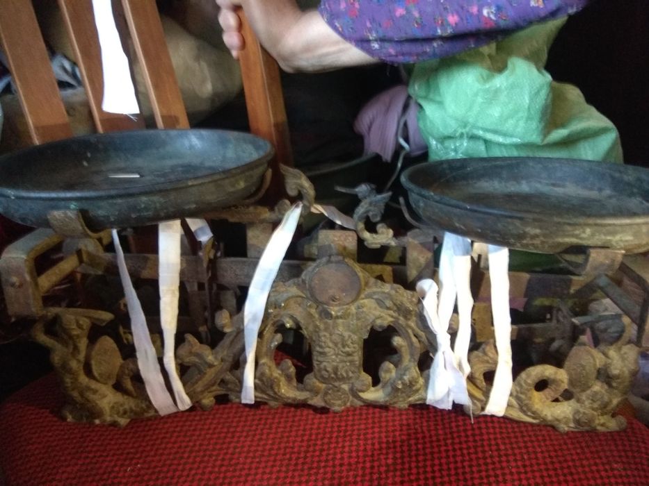 Tarozi chugun sotiladi