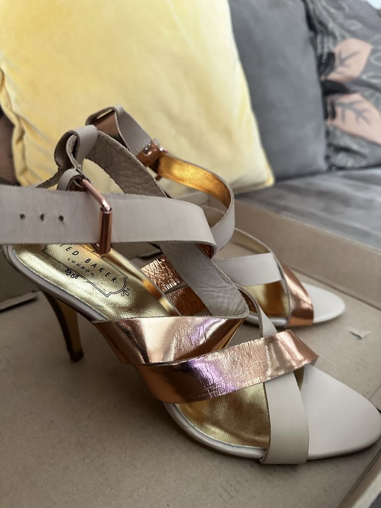 Сандали Ted Baker
