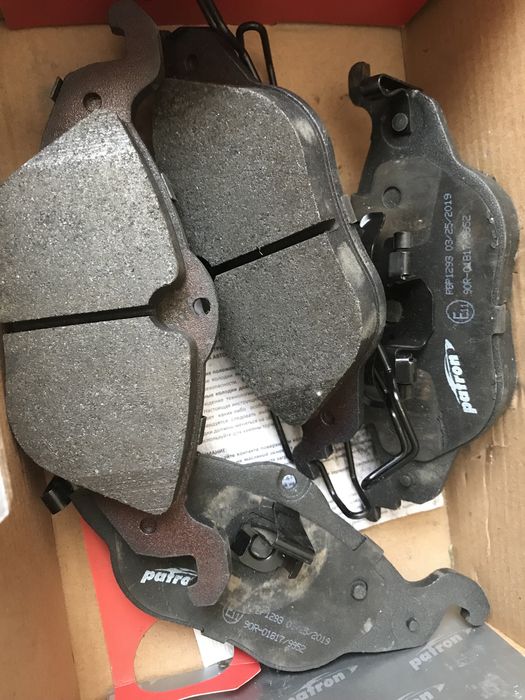 Новые передние колодки на Опель Астра G