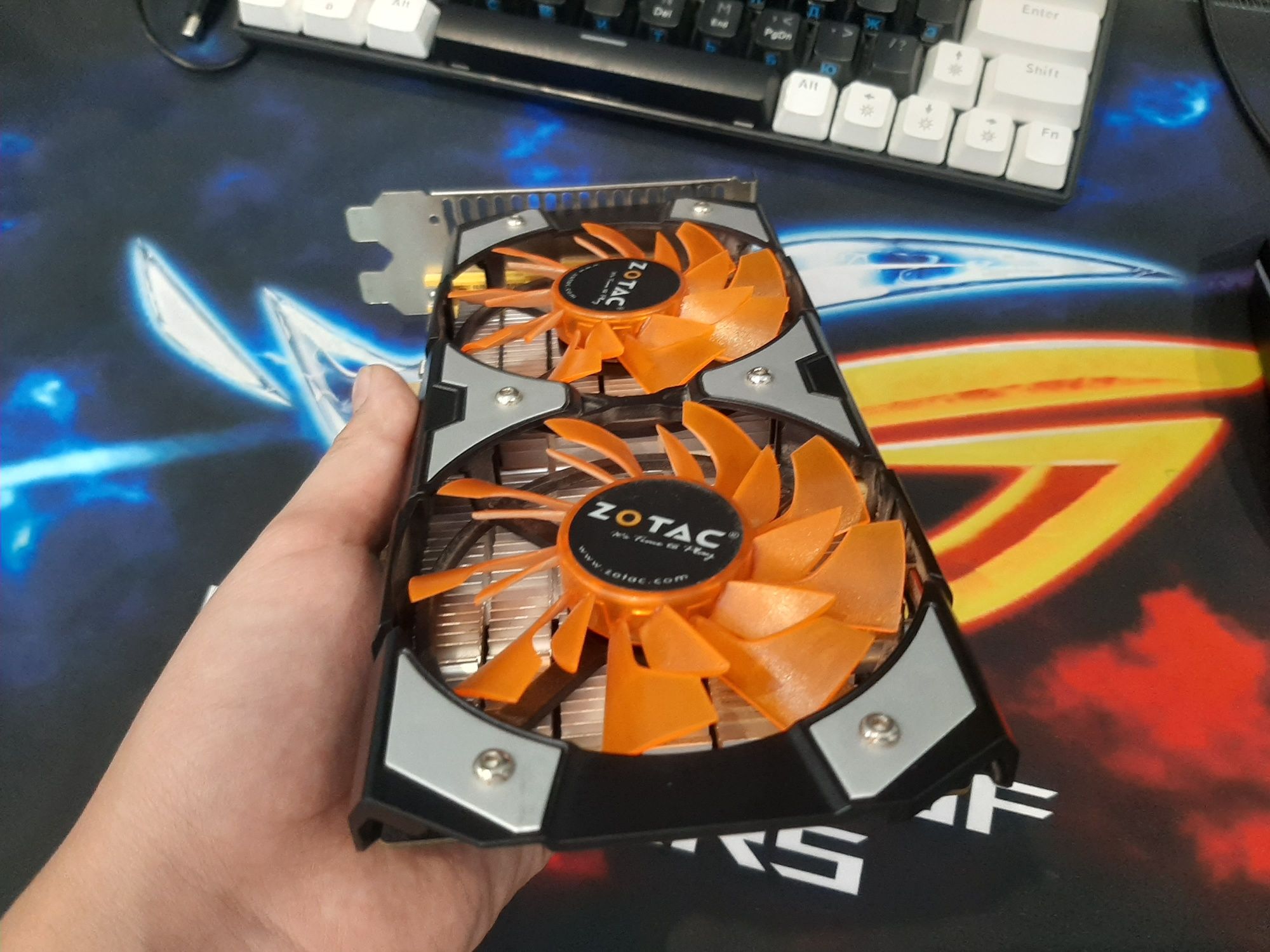 Видеокарта GTX750ti