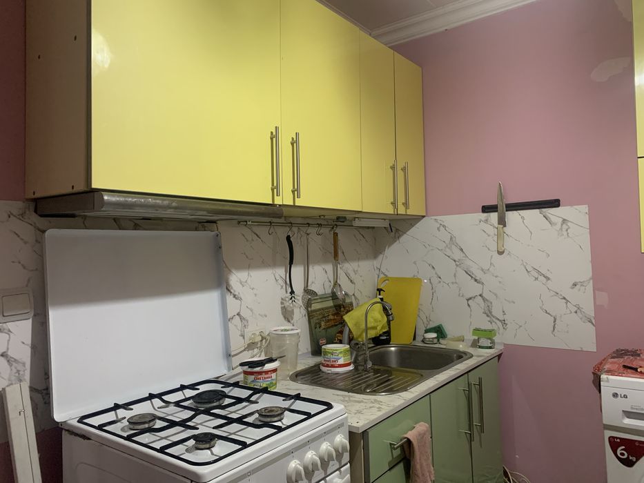 Дом - времянка. 2 комнаты 23кв.м