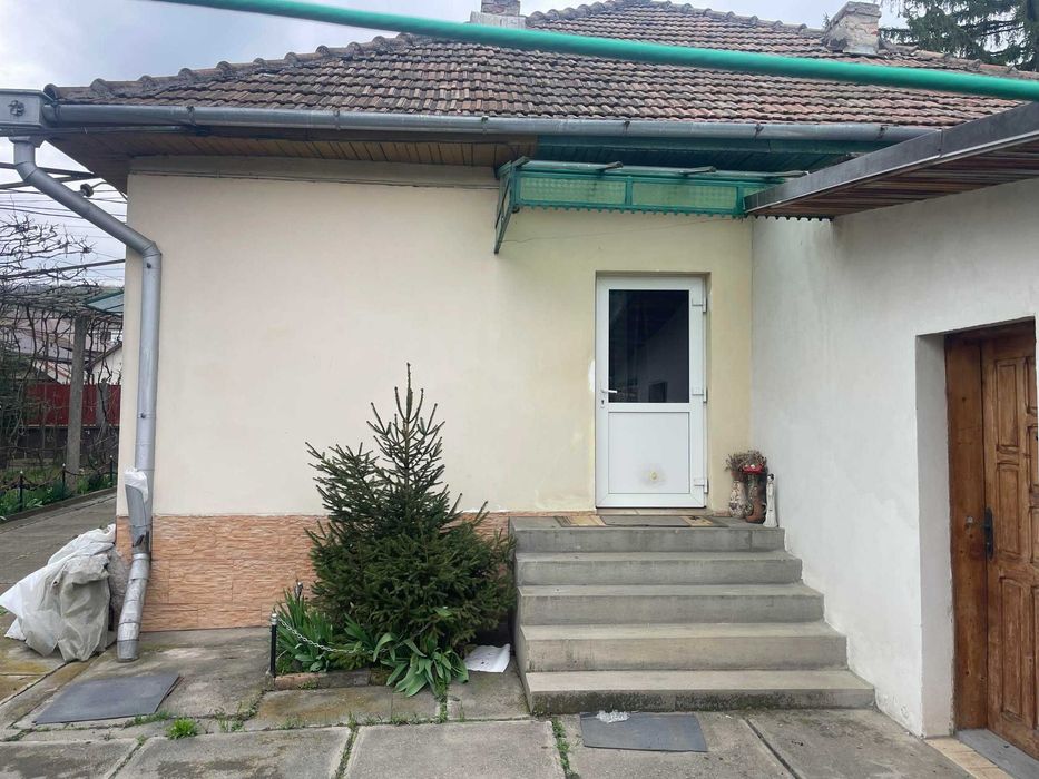 Vand Casa in Zona Mosnei Str Avram Iancu