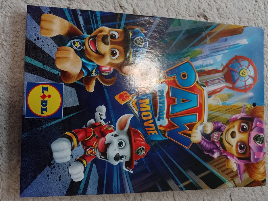 Албум с магнити на Lidl paw patrol