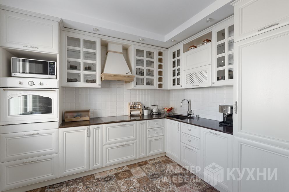 Услуга покраски мебели и дверей