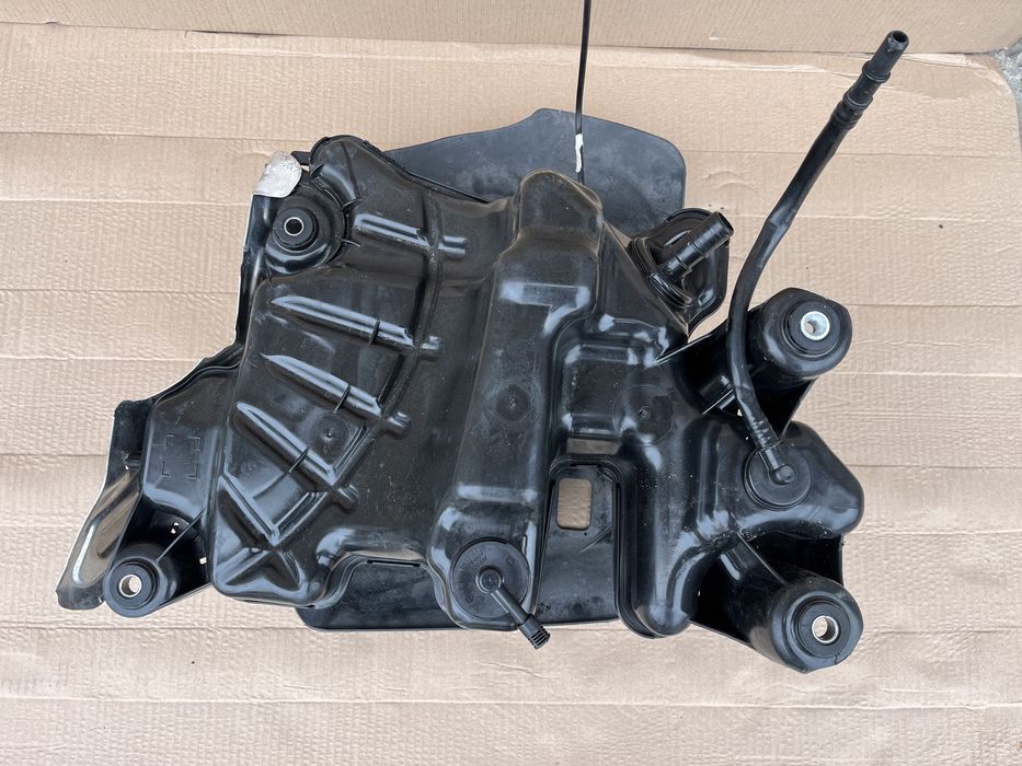 Rezervor AdBlue cu pompa Nissan Qashqai J11