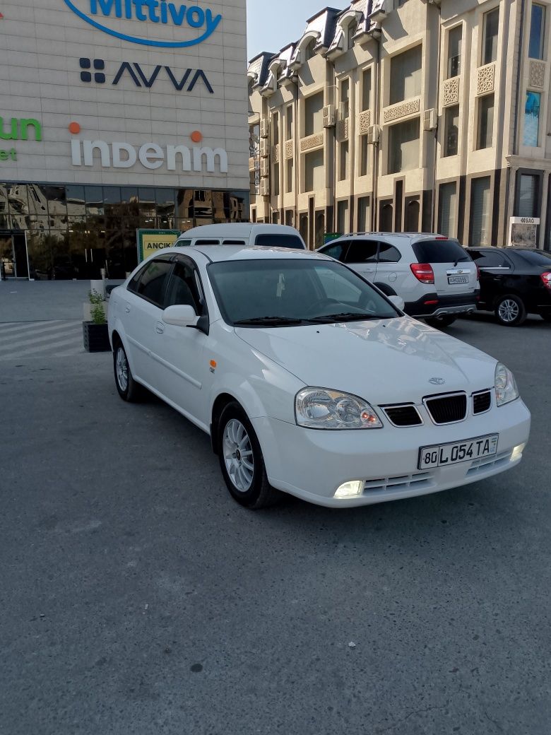 Daewoo Lacetti 1.8 Sedan