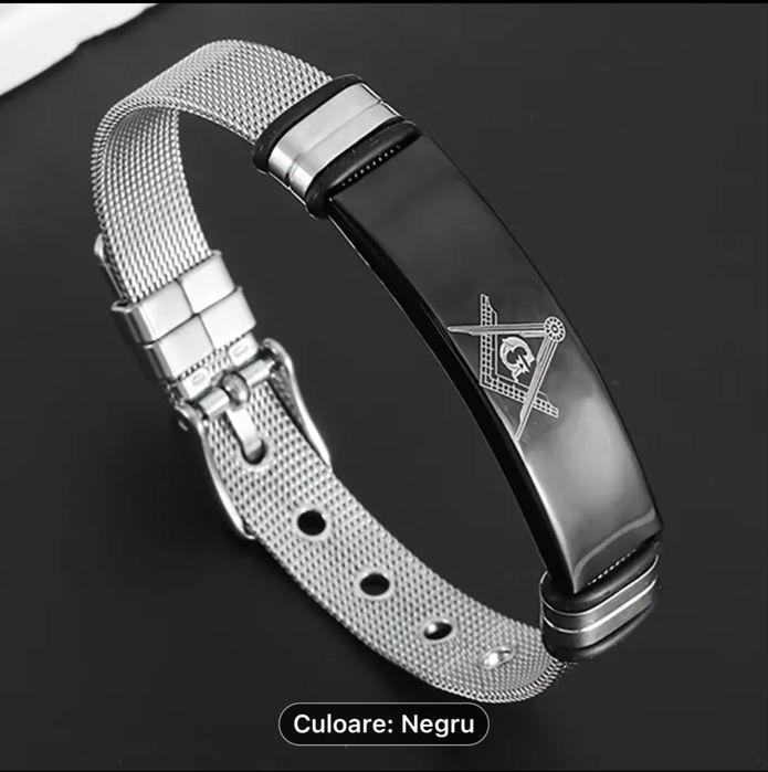 Bratara cu insemn masonic din otel inoxidabil.