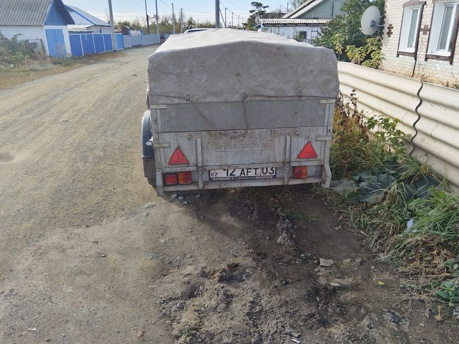 Автомобильный прицеп