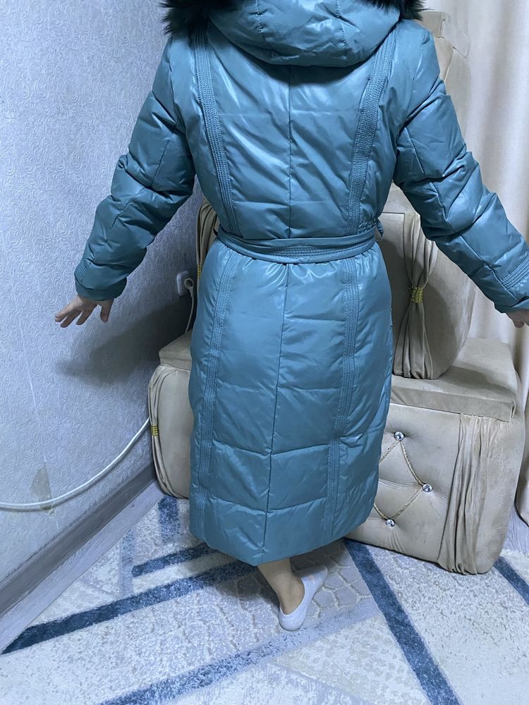 Продам зимнюю куртку