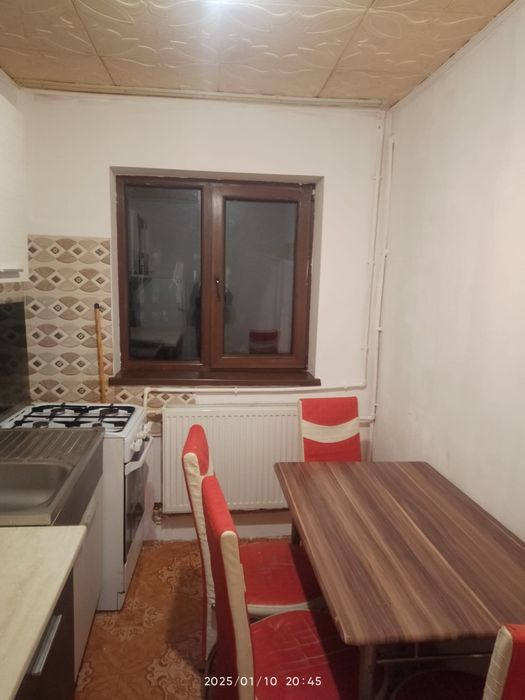 Închiriez o camera pentru 1 sau 2 persoane,
