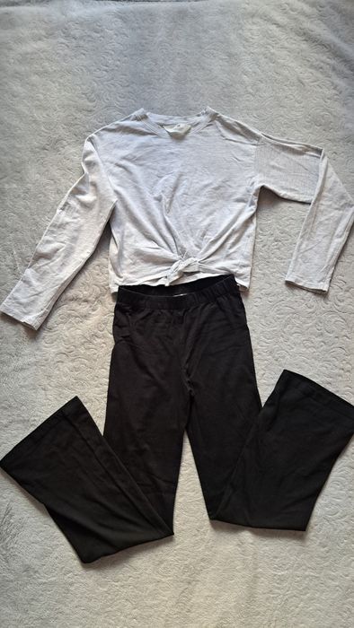Set bluza pantaloni H&M 10-11 ani