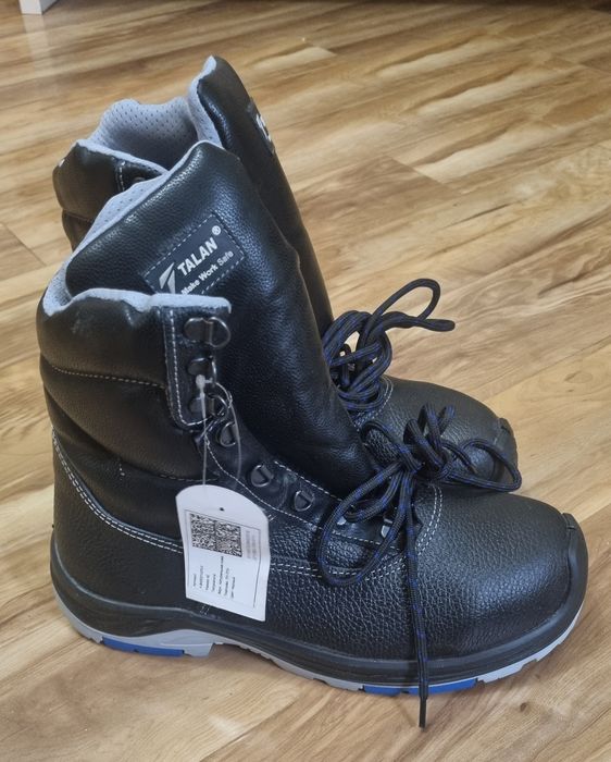 Мужские ботинки новые