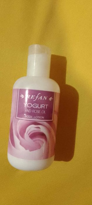 Дамска блуза с дълъг ръкав + подарък хидтратираща козметика за тяло