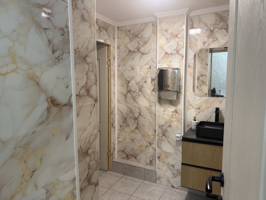 Vand afacere la cheie