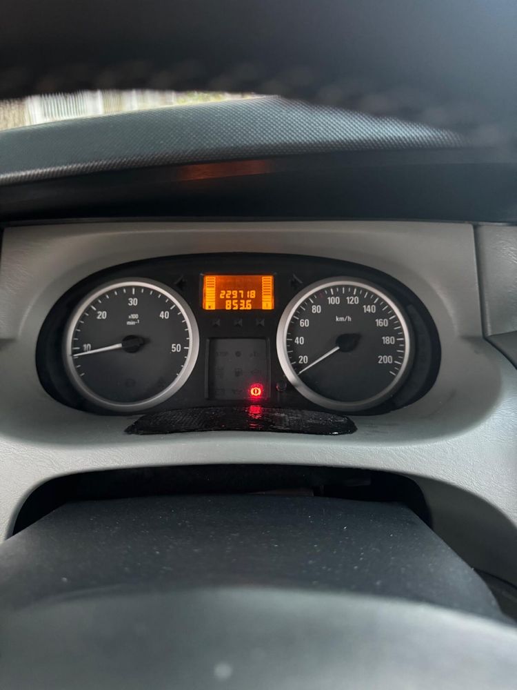 Opel vivaro (пътнически бус за продажба-2010г)