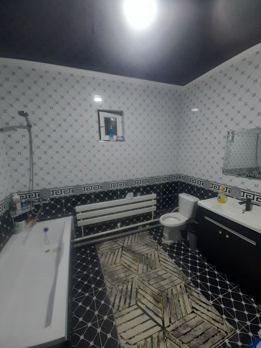 Уй сатылады, жер жай 7ханалы