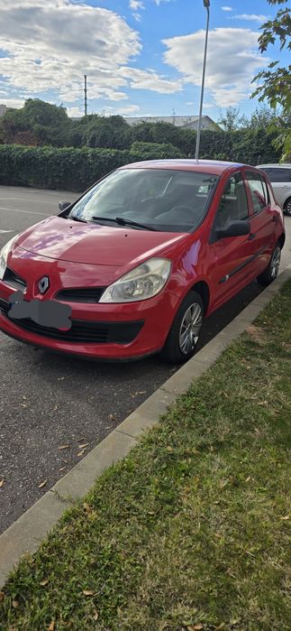 Vând Renault clio
