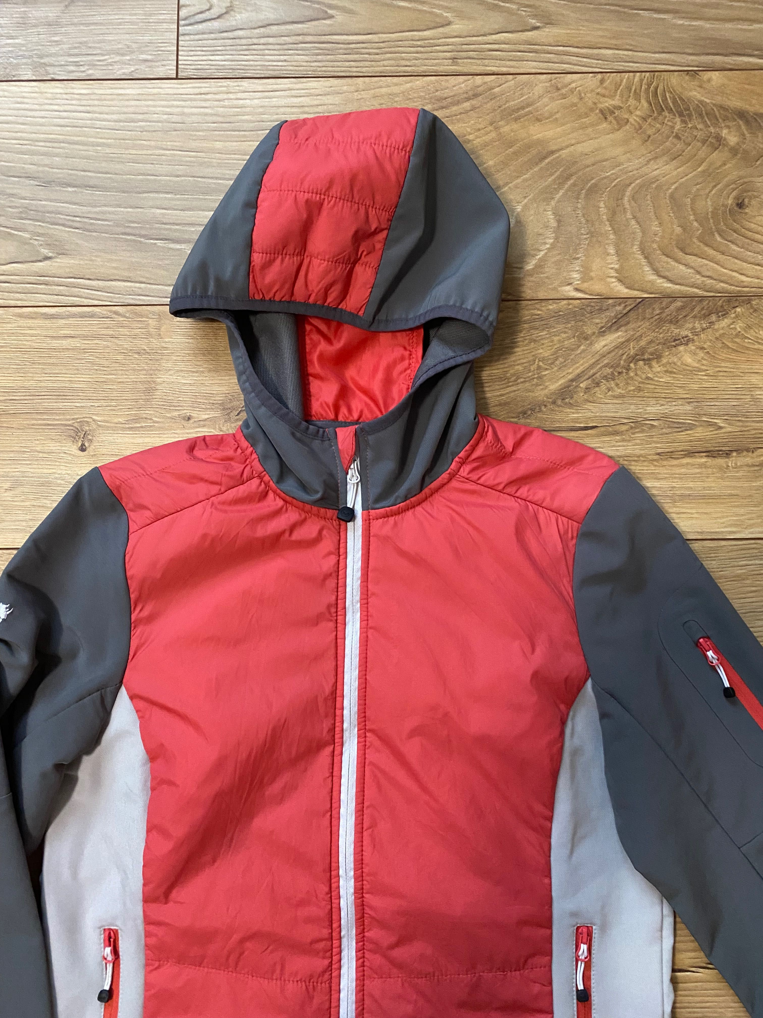 KILIMANJARO-jacheta cu gluga, sport, impecabila, pentru dame ,size 38
