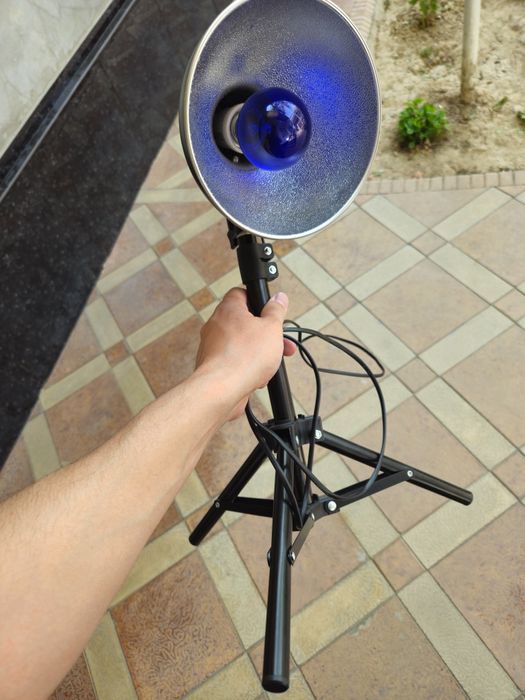 Foto lampa sotiladi yengi