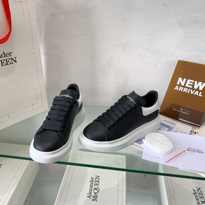 Adidasi Alexander McQueen Calitate Premium