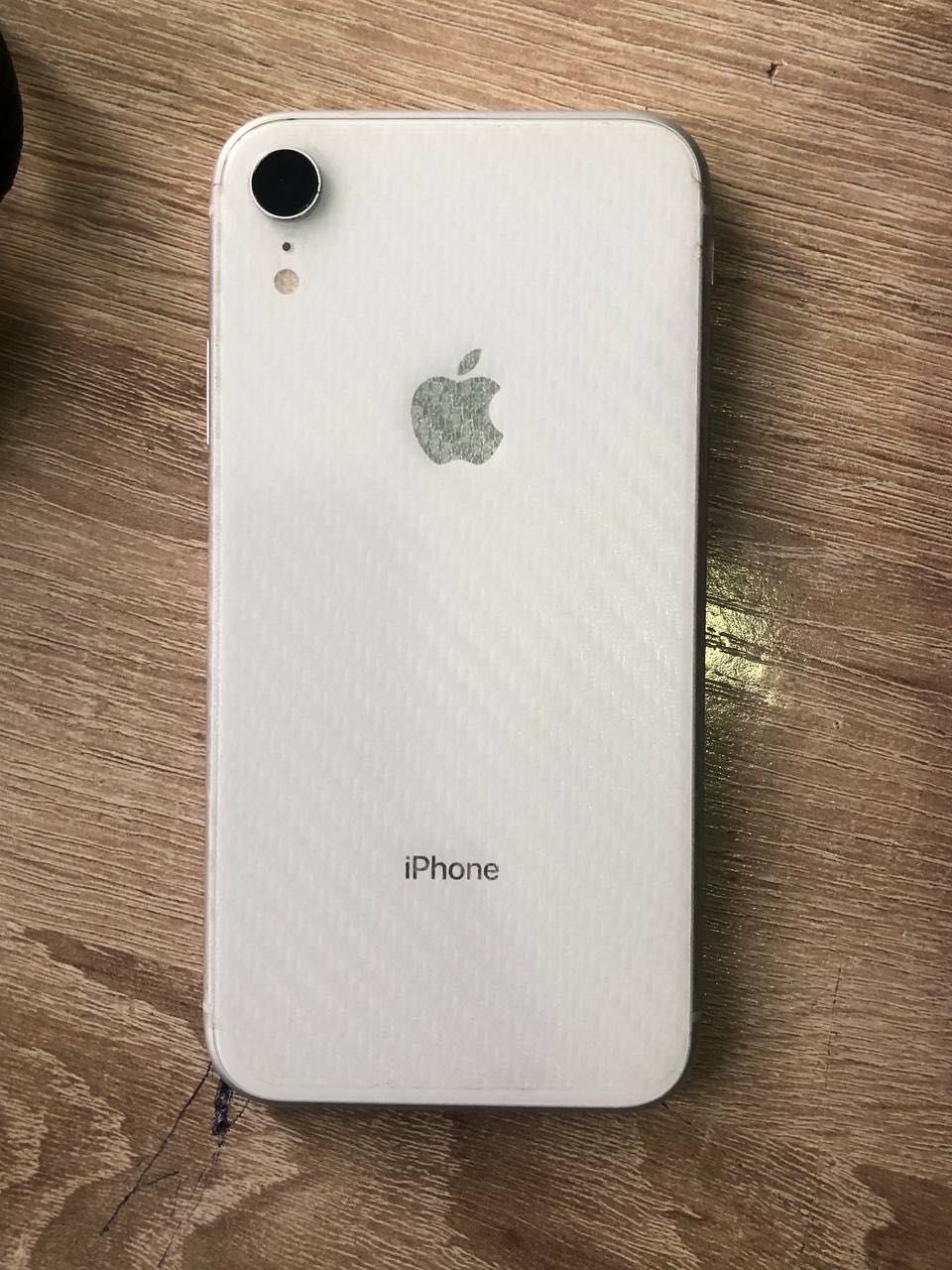 iPhone Xr ideal 64gb